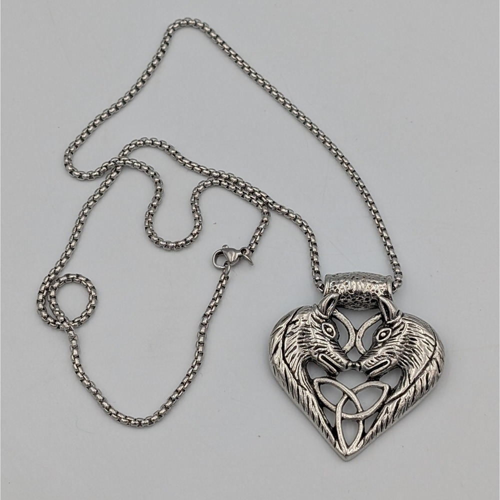 Wolf Heart Necklace Celtic Trinity Knot Stainless Steel Viking Nordic Pendant